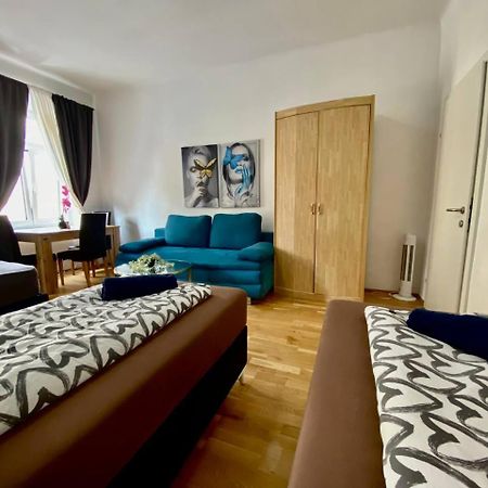 Deluxe Studio In Josefstaedter Strasse Area Viena Exterior foto